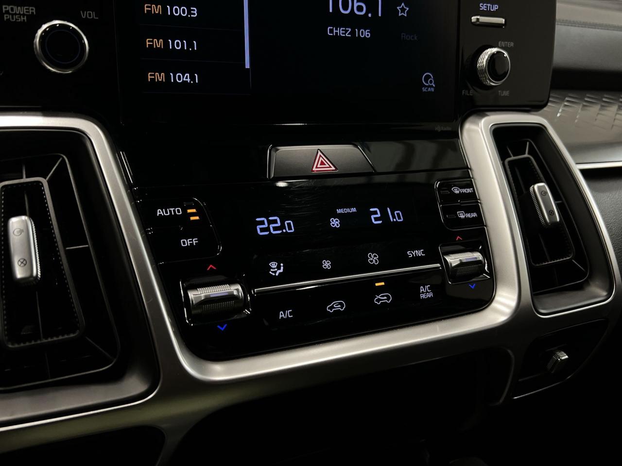 2021 Kia Sorento X-LINE AWD | HTD SEATS | CARPLAY | REMOTE START Photo