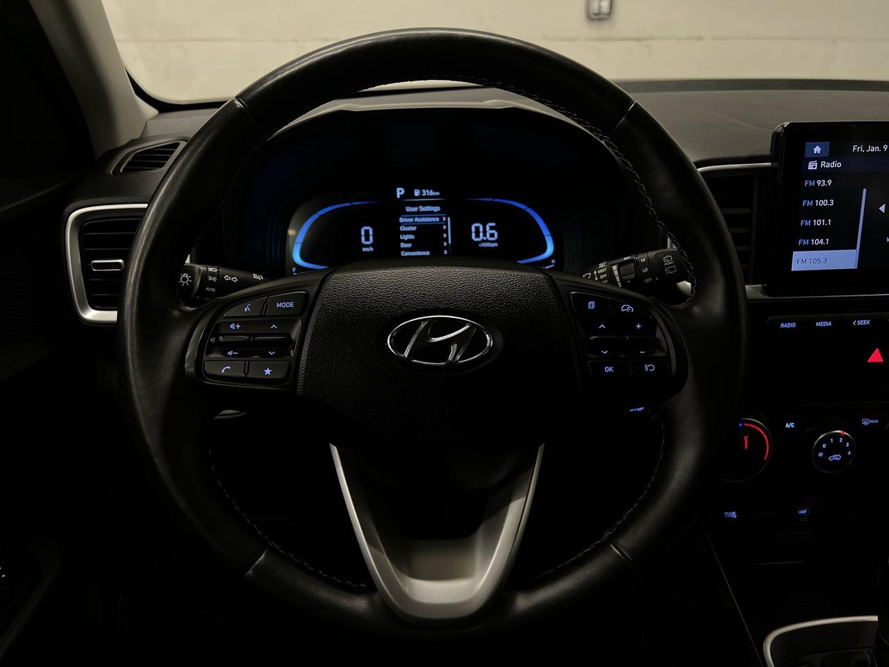 2024 Hyundai Venue HTD SEATS | CARPLAY | REMOTE START Photo