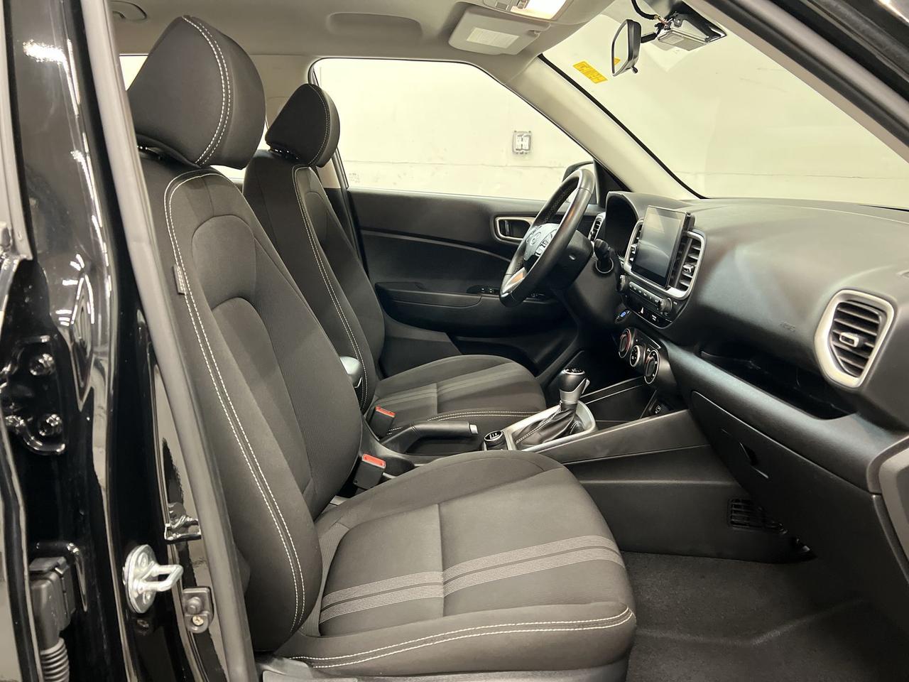 2024 Hyundai Venue HTD SEATS | CARPLAY | REMOTE START Photo