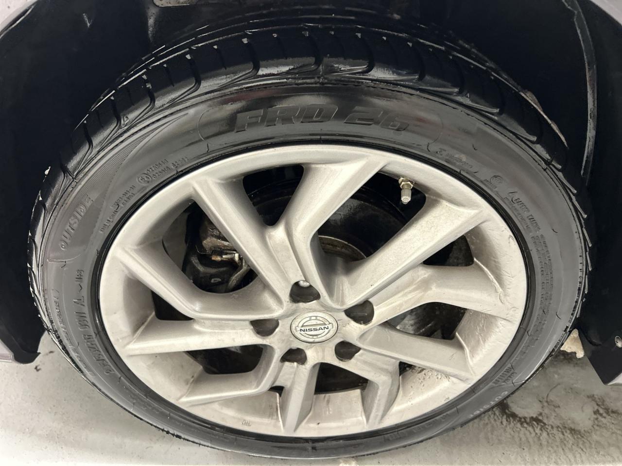 2014 Nissan Sentra SR | LOW KMS | SUNROOF | HEATED SEATS | REAR CAM Photo