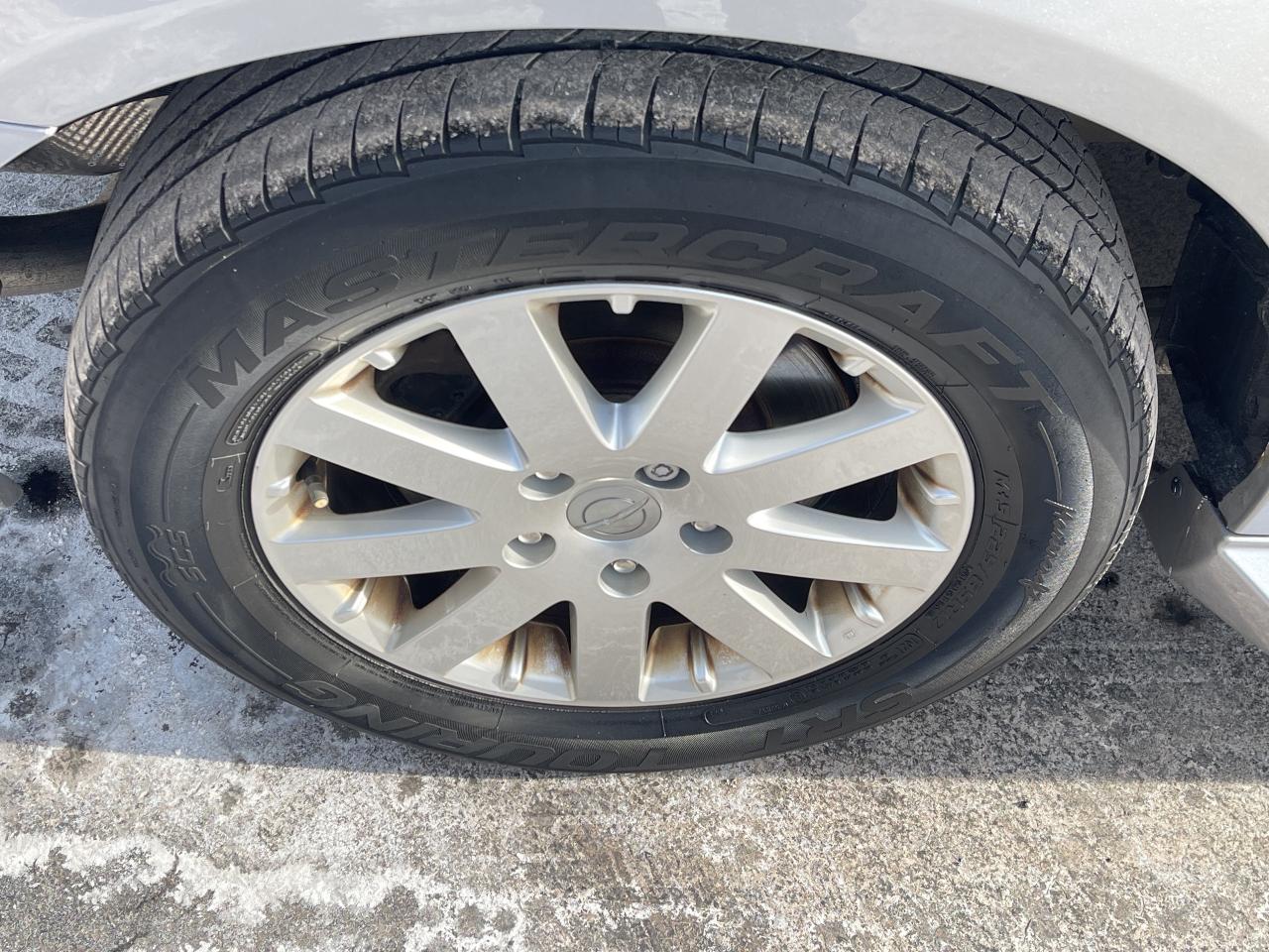 2016 Chrysler Town & Country AS is Photo