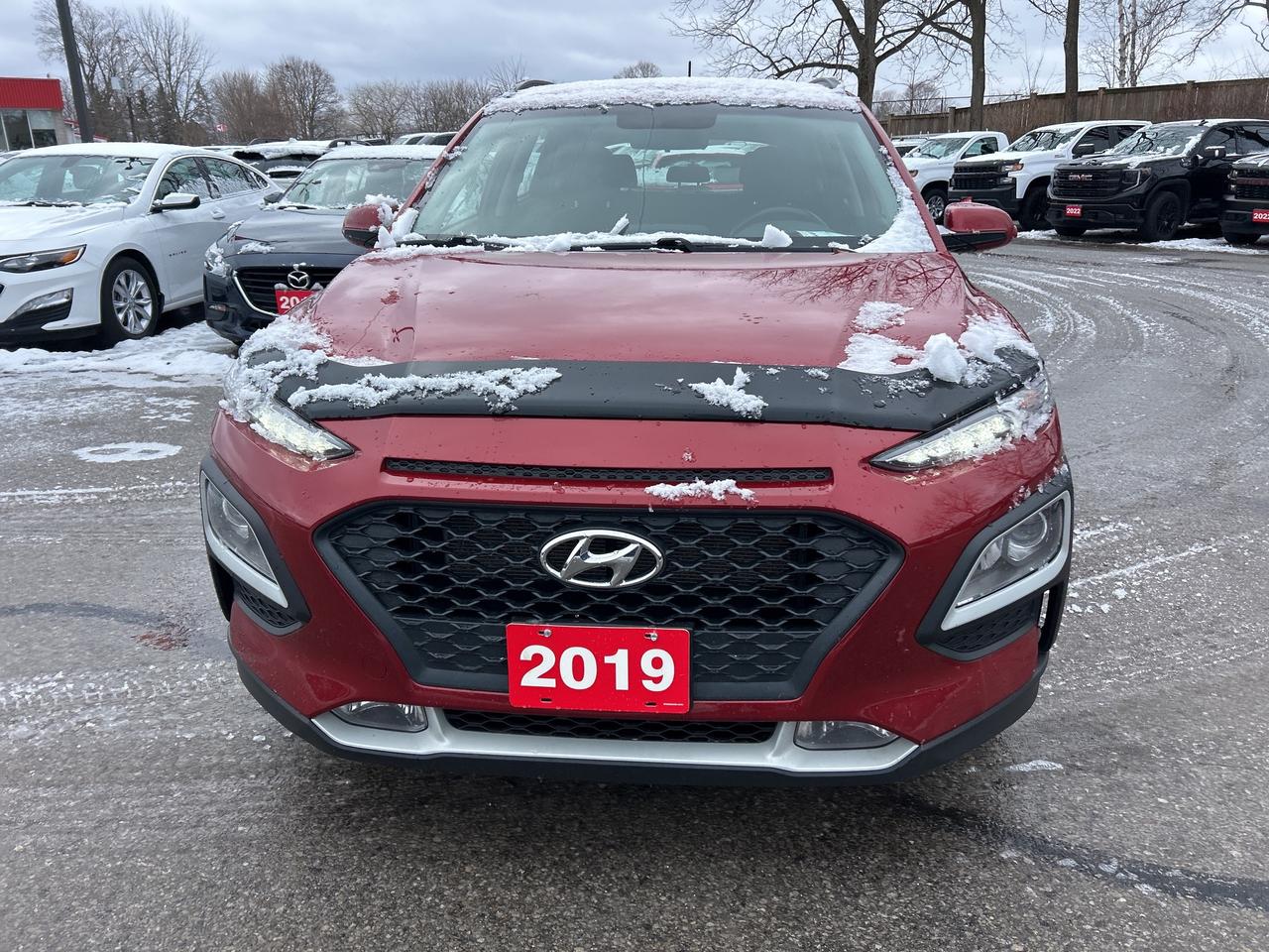 2019 Hyundai KONA SEL, AWD, CLEAN CARFAX, HEATED SEATS AND WHEEL! - Photo #3