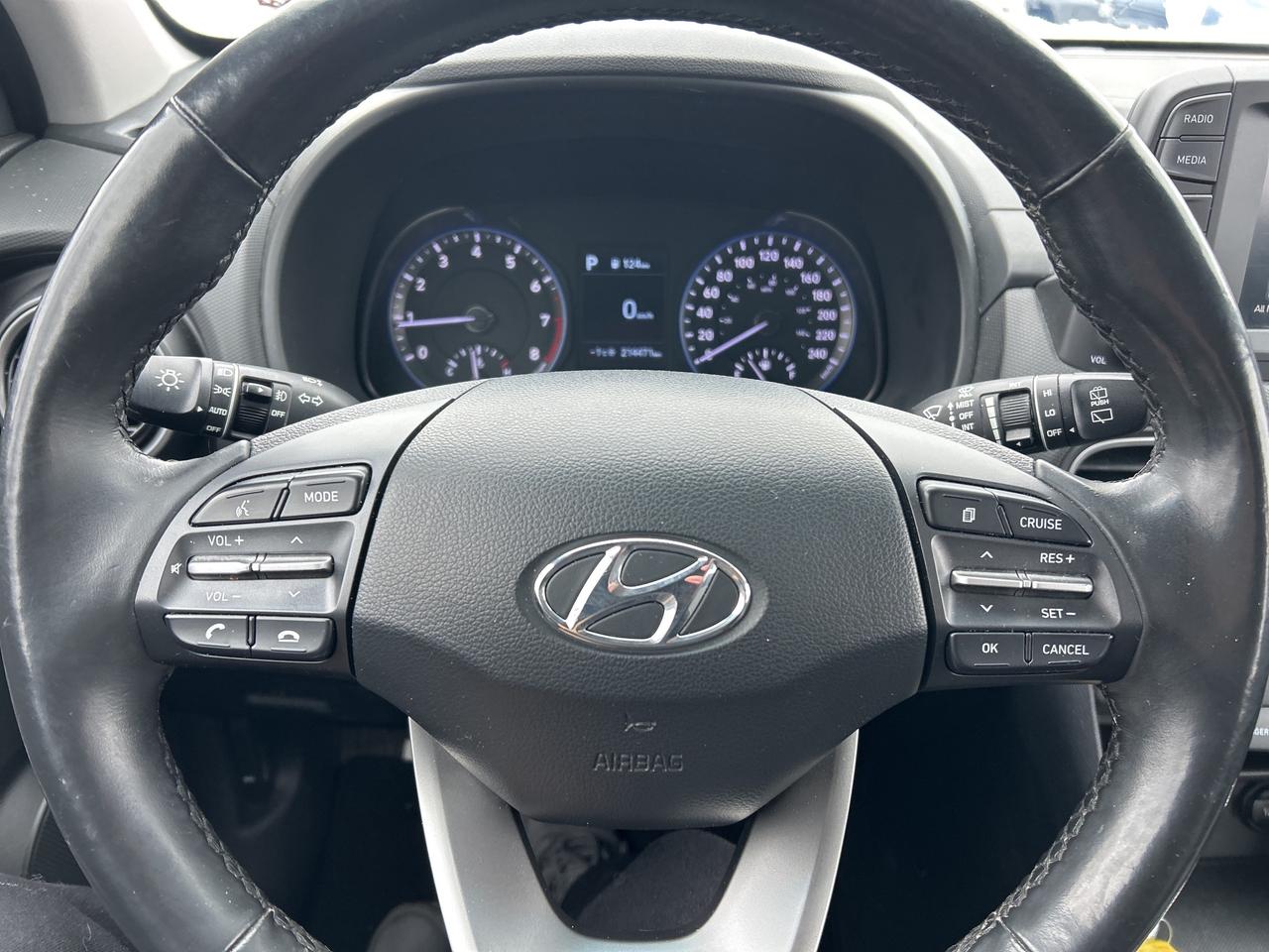 2019 Hyundai KONA SEL, AWD, CLEAN CARFAX, HEATED SEATS AND WHEEL! - Photo #17