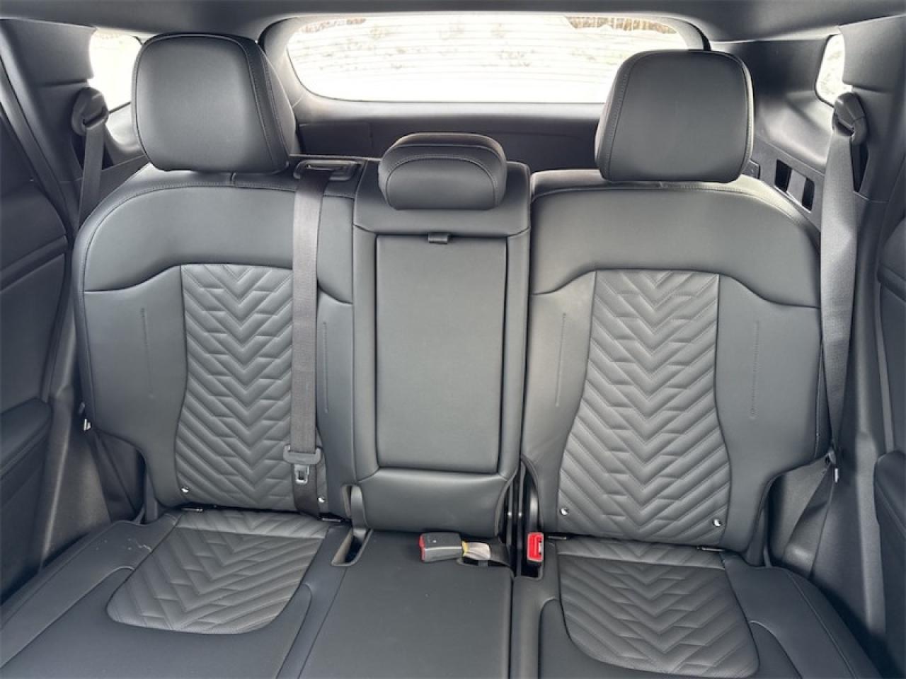 2026 Kia Sportage X-Line AWD  Heated Steering Wheel Photo