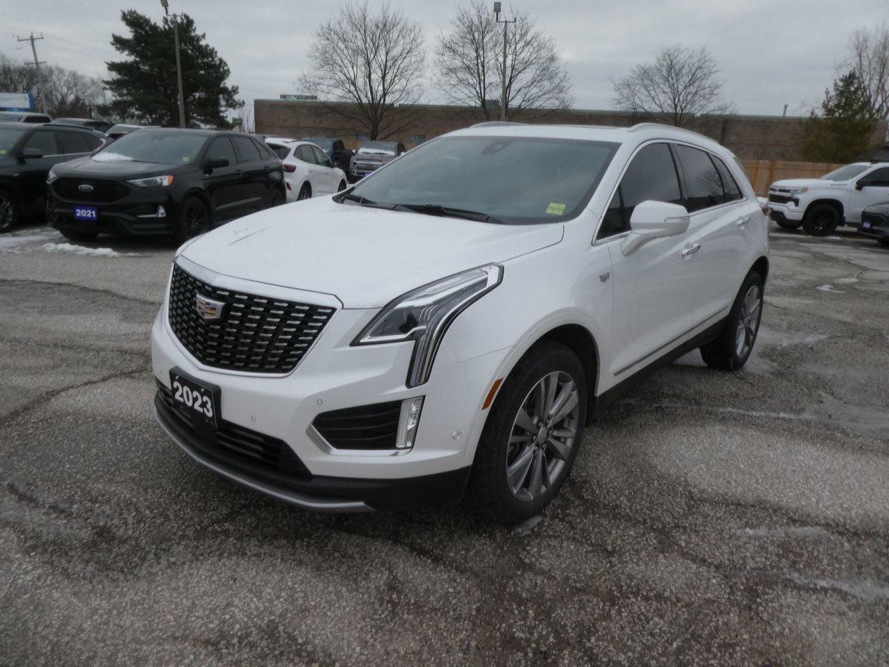 Used 2023 Cadillac XT5 PREMIUM LUXURY AWD Premium Luxury for sale in Essex, ON