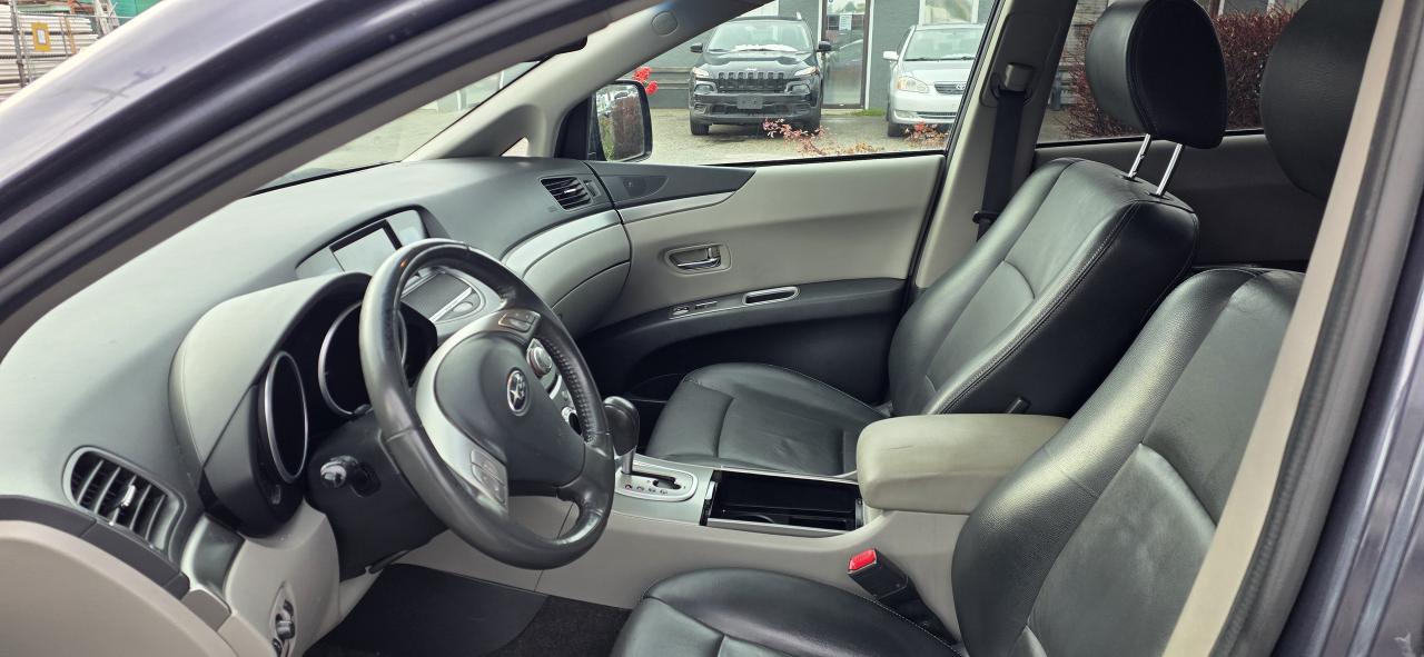 2010 Subaru Tribeca Touring Photo