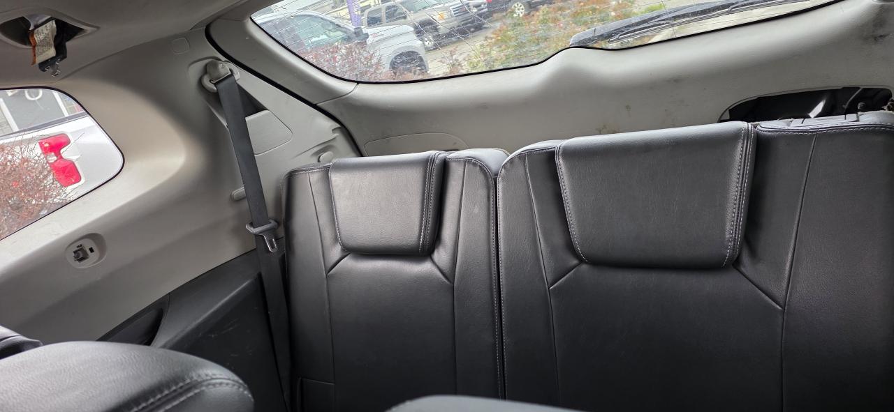 2010 Subaru Tribeca Touring Photo