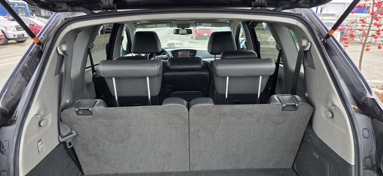 2010 Subaru Tribeca Touring Photo