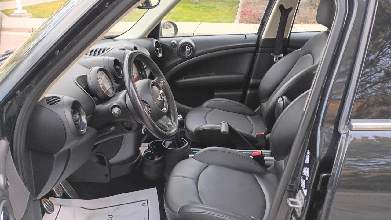 2014 MINI Cooper Countryman S ALL4 Photo