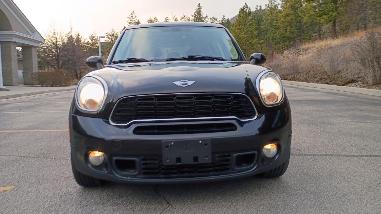 2014 MINI Cooper Countryman S ALL4 Photo
