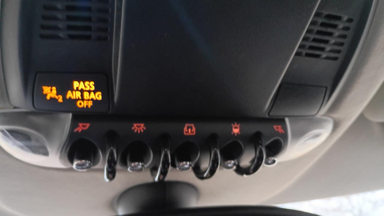 2014 MINI Cooper Countryman S ALL4 Photo