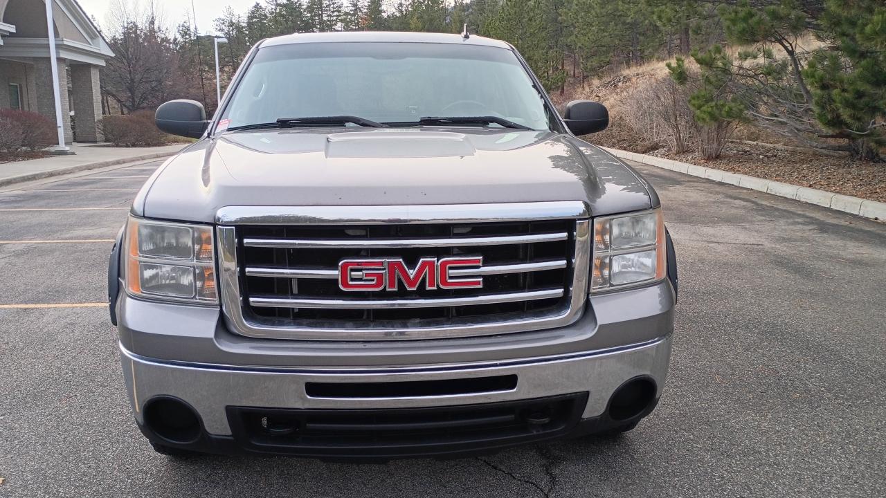 2013 GMC Sierra 1500 SLE Crew Cab 4WD Photo