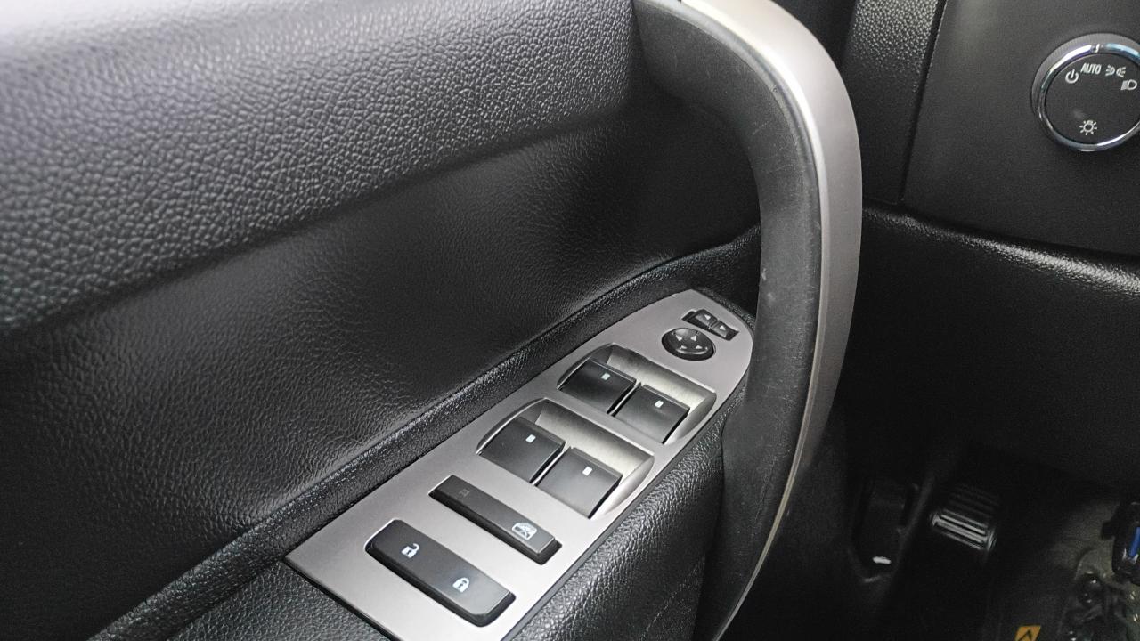 2013 GMC Sierra 1500 SLE Crew Cab 4WD Photo