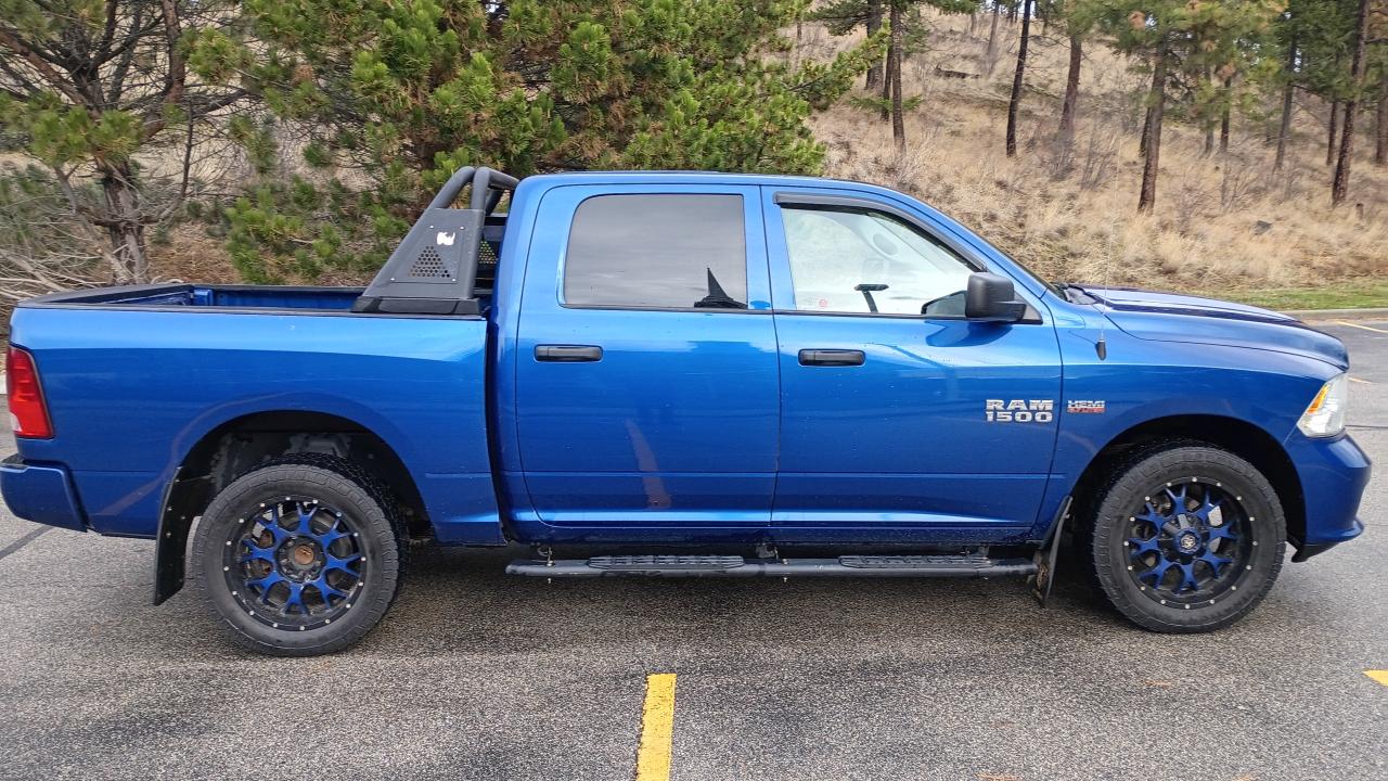 2017 RAM 1500 Tradesman Crew Cab SWB 4WD Photo