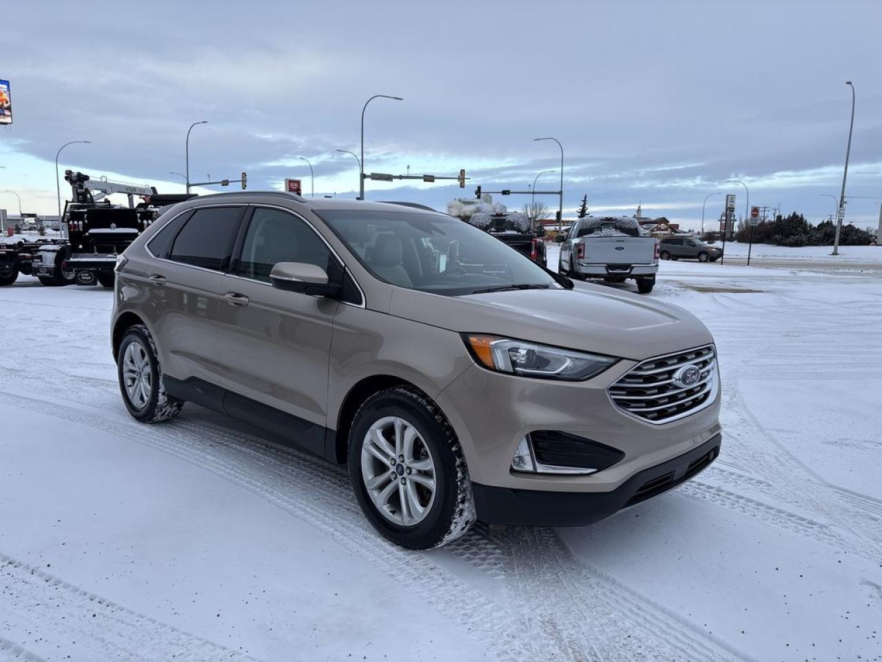 2020 Ford Edge SEL Photo0