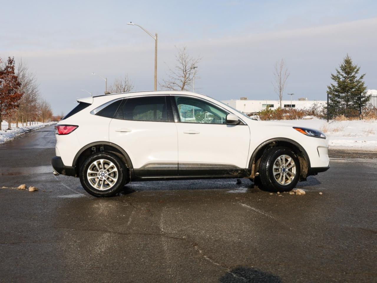 2021 Ford Escape SE AWD  - Heated Seats -  Android Auto - $143 B/W Photo