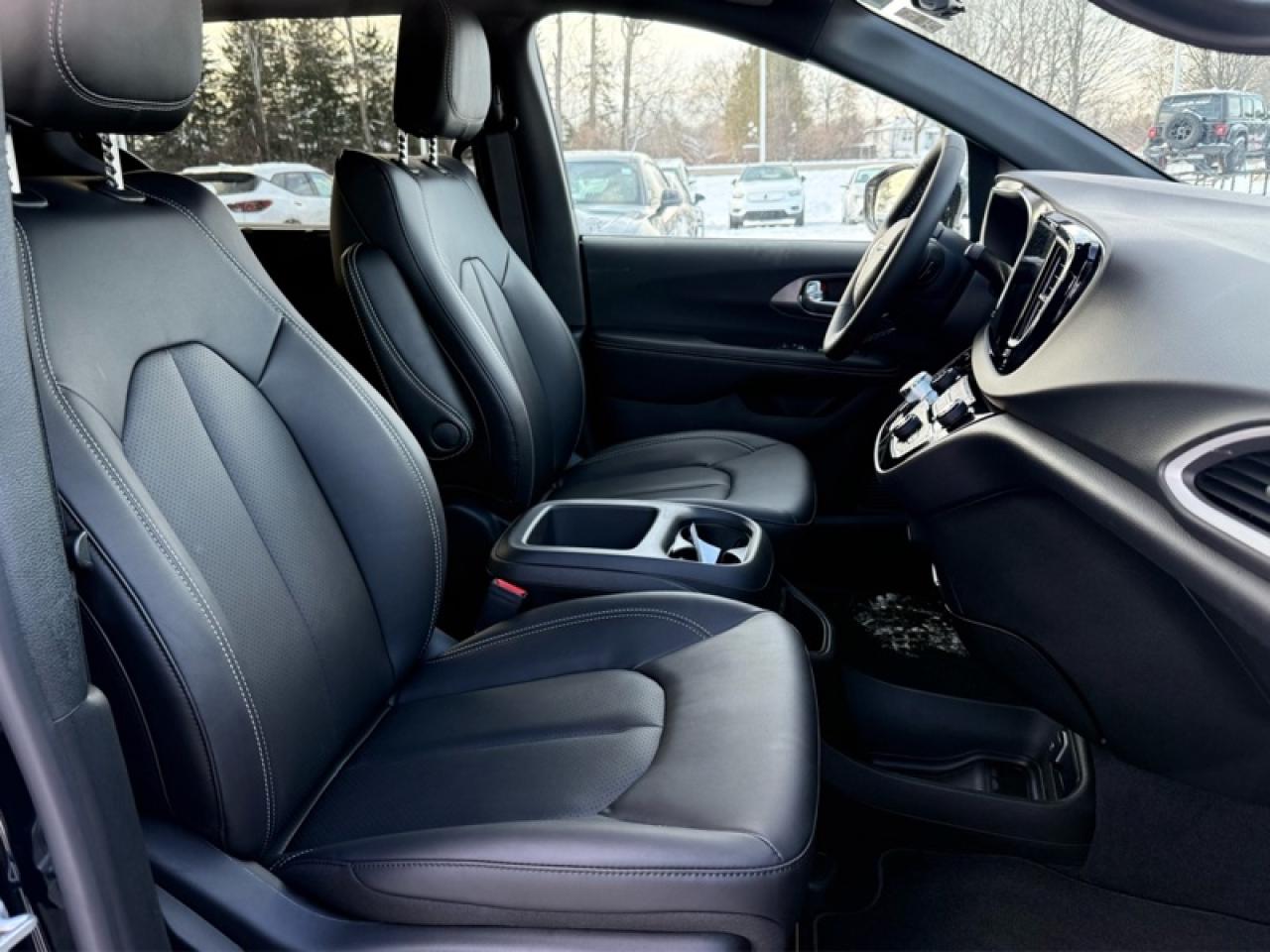 2026 Dodge Grand Caravan SXT  - Heated Seats Photo