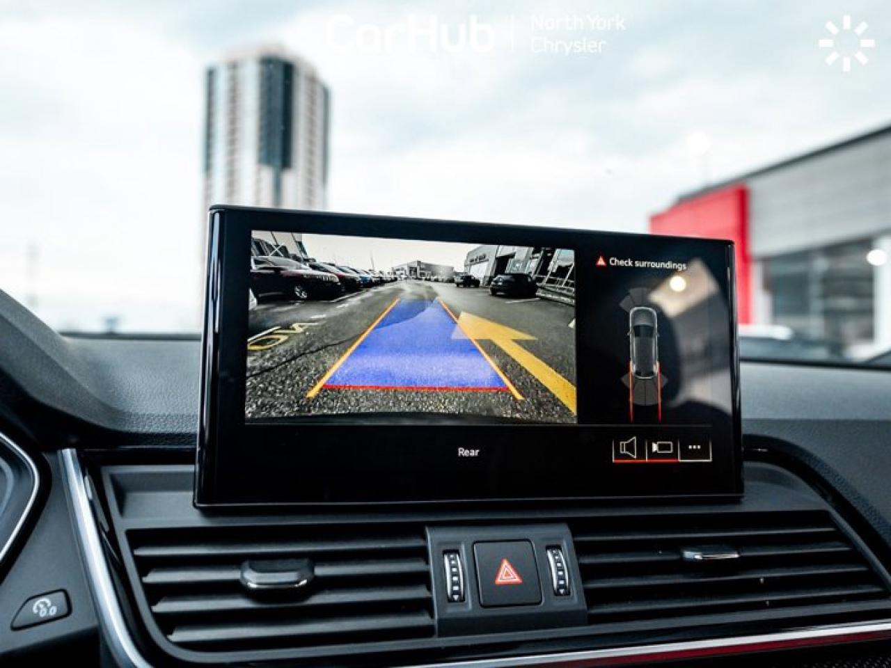 2024 Audi SQ5 Progressiv Panoroof Heated Seats Navi Side Assist Audi Pre Sense Heated Wheel Photo