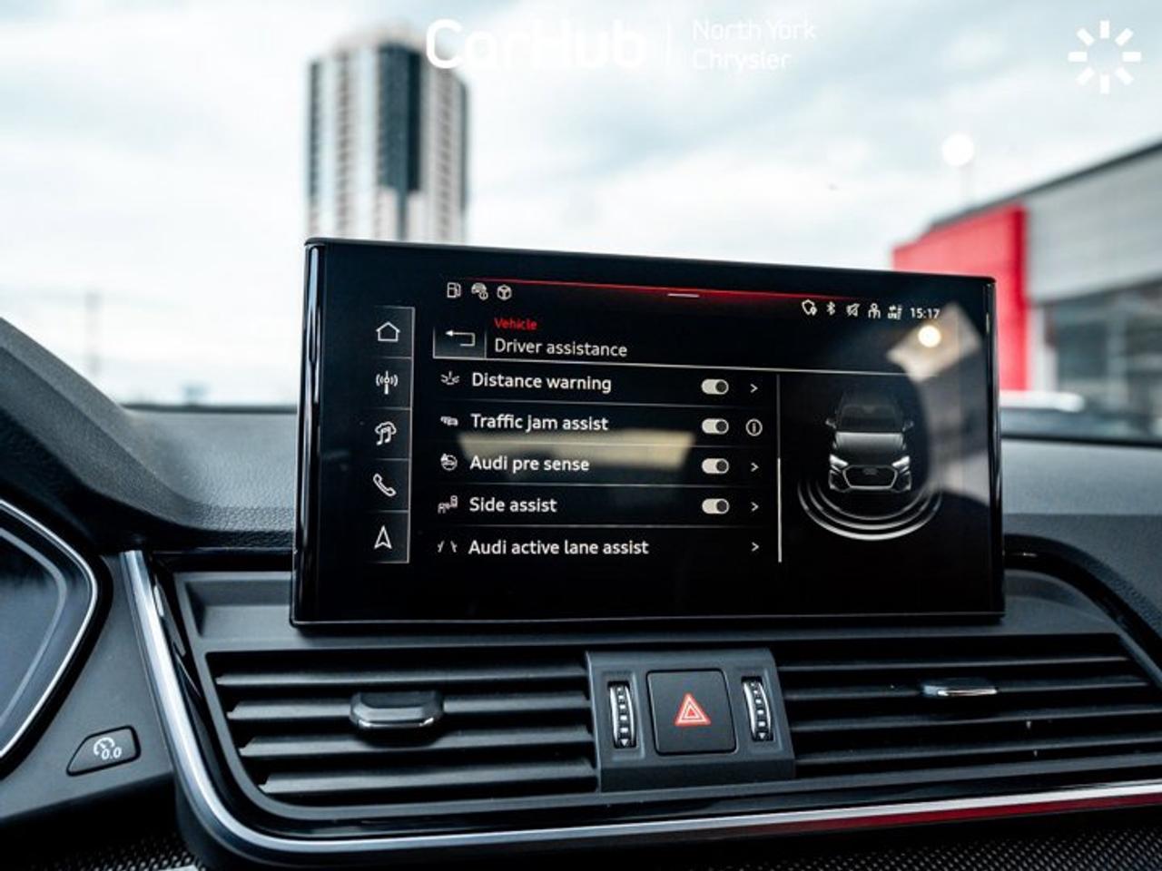 2024 Audi SQ5 Progressiv Panoroof Heated Seats Navi Side Assist Audi Pre Sense Heated Wheel Photo