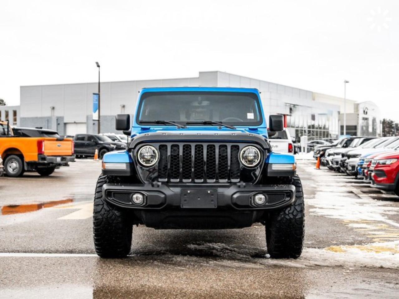 2023 Jeep Gladiator Willys Cold Weather Group Uconnect 4C NAV & Sound Group LED Headlamp & Fog Lamp Group Photo2