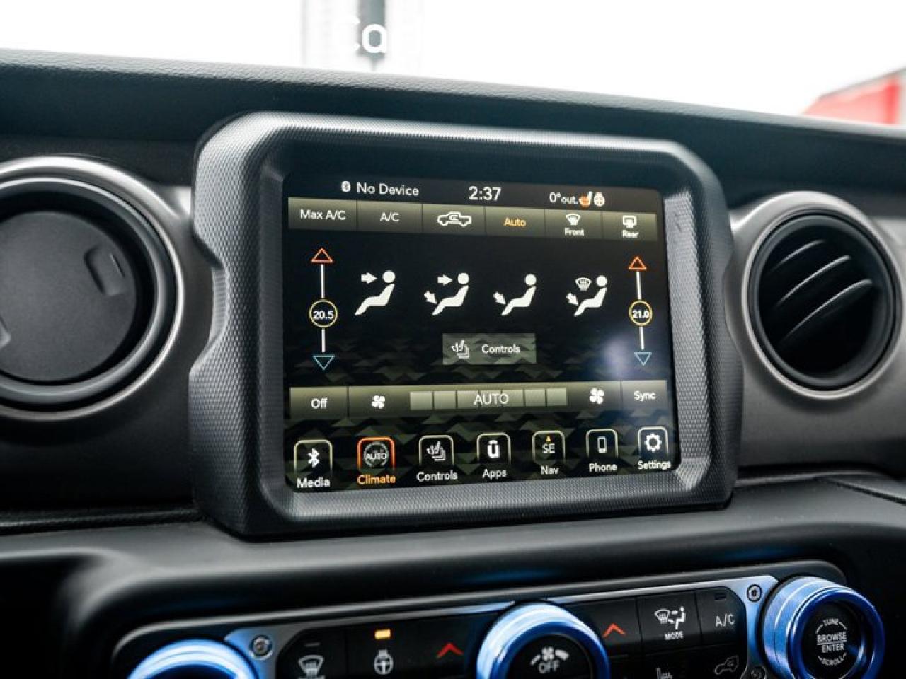 2023 Jeep Gladiator Willys Cold Weather Group Uconnect 4C NAV & Sound Group LED Headlamp & Fog Lamp Group Photo