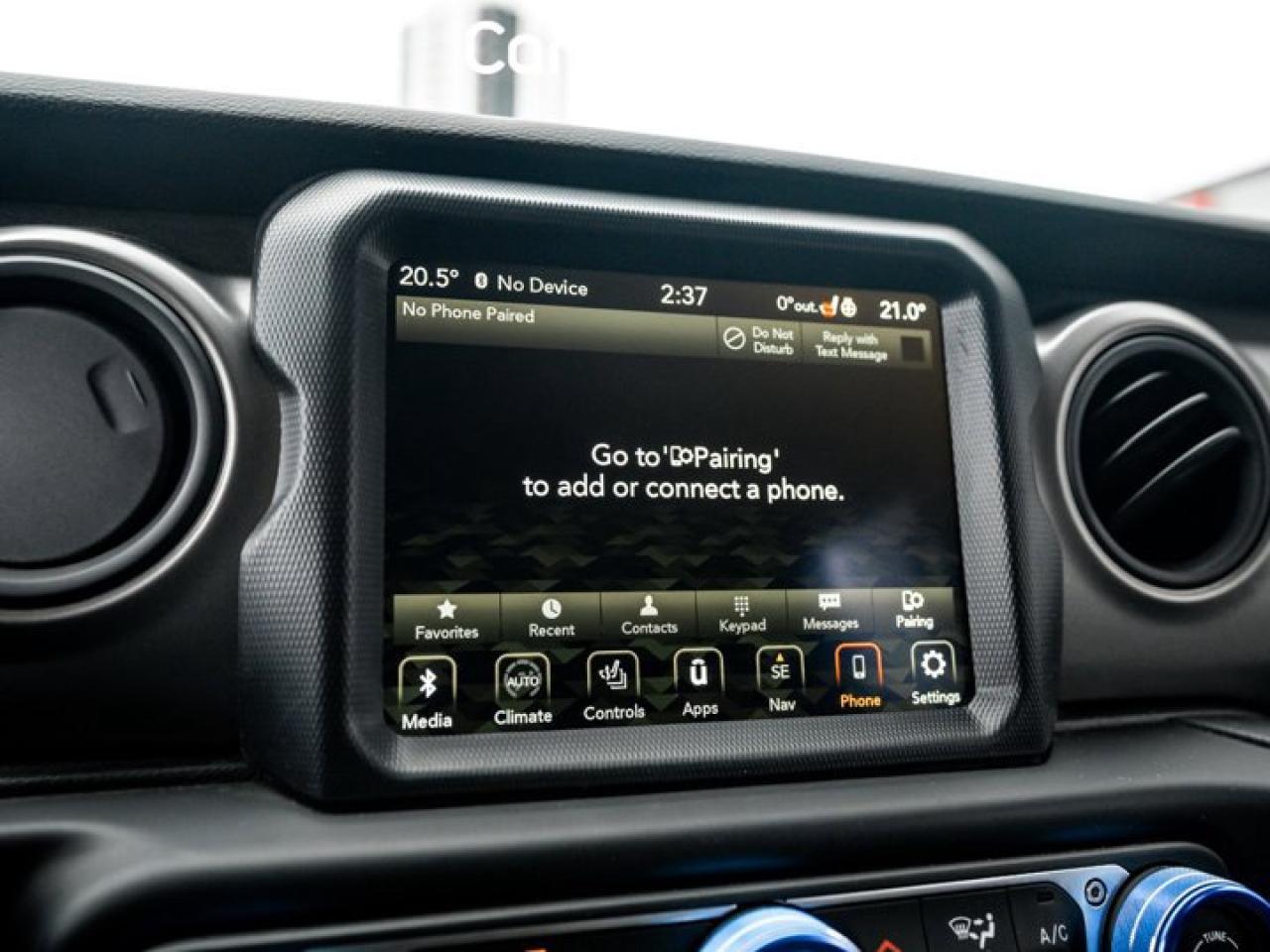 2023 Jeep Gladiator Willys Cold Weather Group Uconnect 4C NAV & Sound Group LED Headlamp & Fog Lamp Group Photo