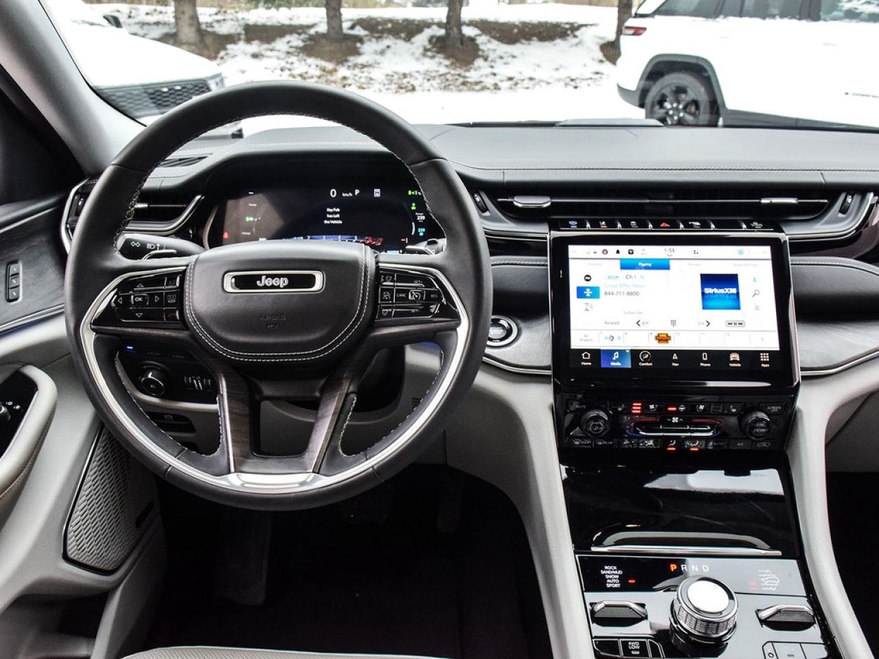 2023 Jeep Grand Cherokee 4xe Overland |OVERLAND|10.1NAV|PANOROOF|20S|PASSDISPLAY|PGATE| Photo