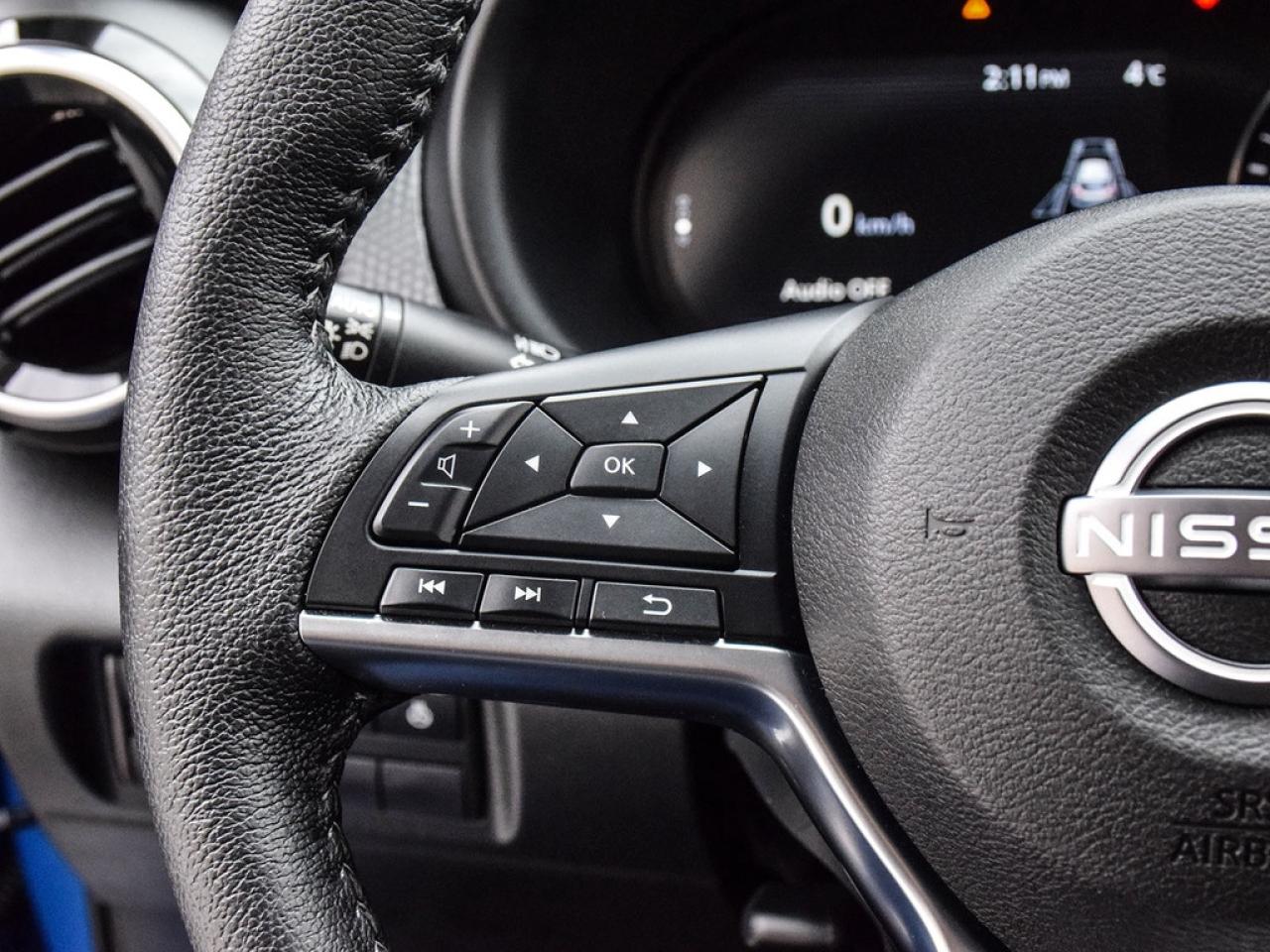 2024 Nissan Kicks |SV|HSEAT|RSTART|REARCAM|APPLECARPLAY|1.6LITER| Photo