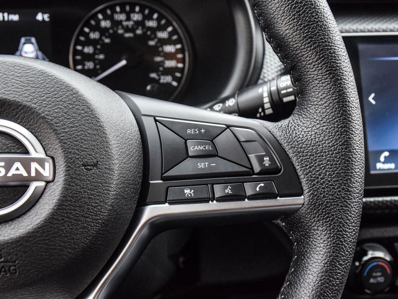 2024 Nissan Kicks |SV|HSEAT|RSTART|REARCAM|APPLECARPLAY|1.6LITER| Photo