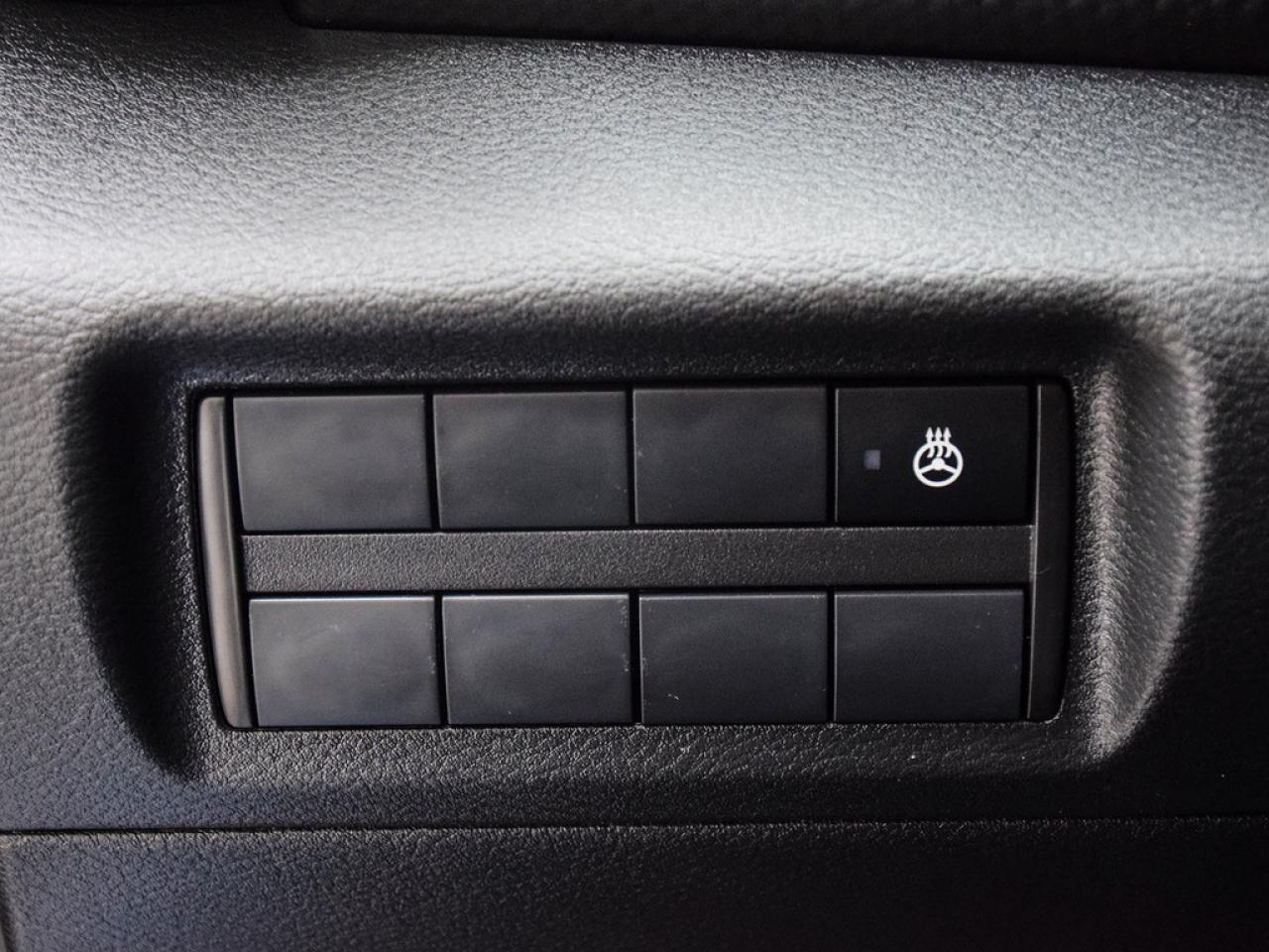 2024 Nissan Kicks |SV|HSEAT|RSTART|REARCAM|APPLECARPLAY|1.6LITER| Photo