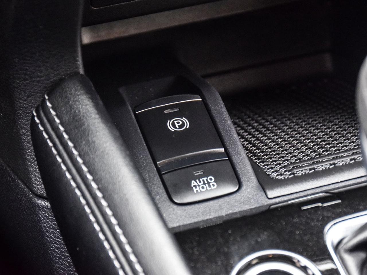 2024 Nissan Kicks |SV|HSEAT|RSTART|REARCAM|APPLECARPLAY|1.6LITER| Photo