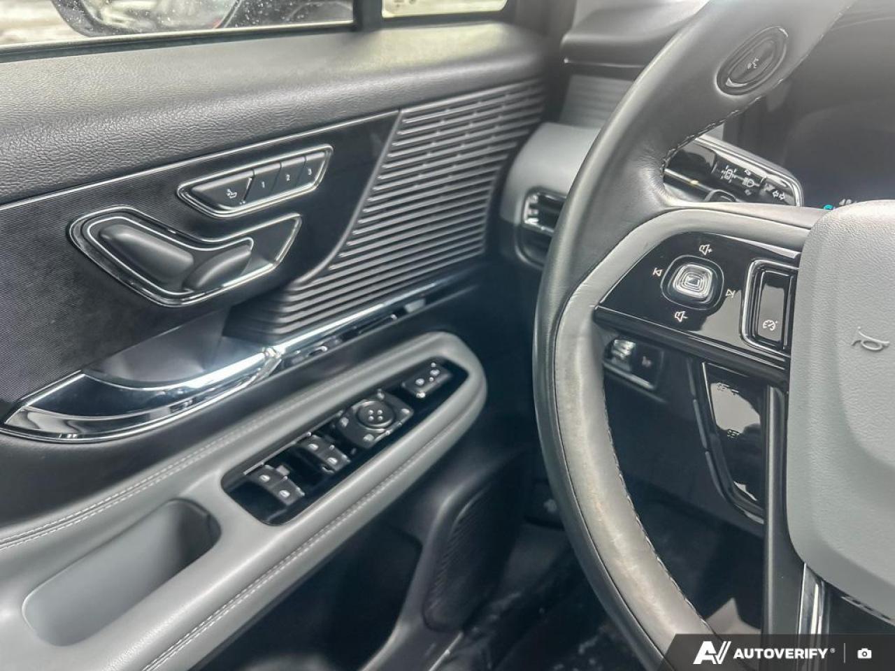 2022 Lincoln Corsair Grand Touring 300A | NO ACCIDENTS | TOW PKG | BOUGHT/SVC'D HERE Photo