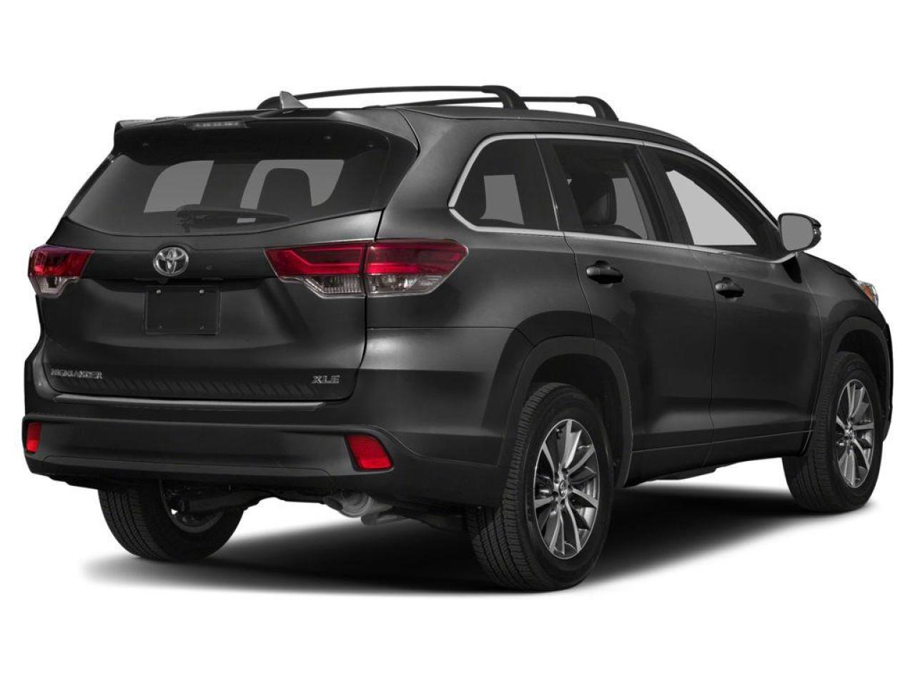 2019 Toyota Highlander XLE Photo2
