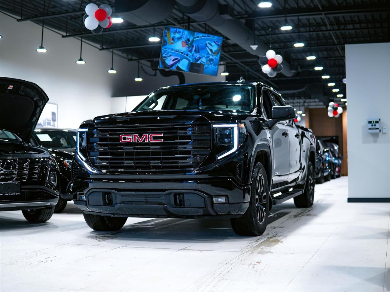 2024 GMC Sierra 1500 ELEVATION CREW CAB 4WD | X31 PKG | 5.3 V8 Photo