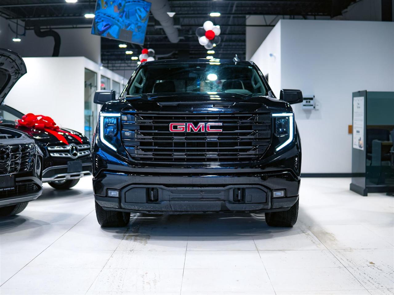 2024 GMC Sierra 1500 ELEVATION CREW CAB 4WD | X31 PKG | 5.3 V8 Photo