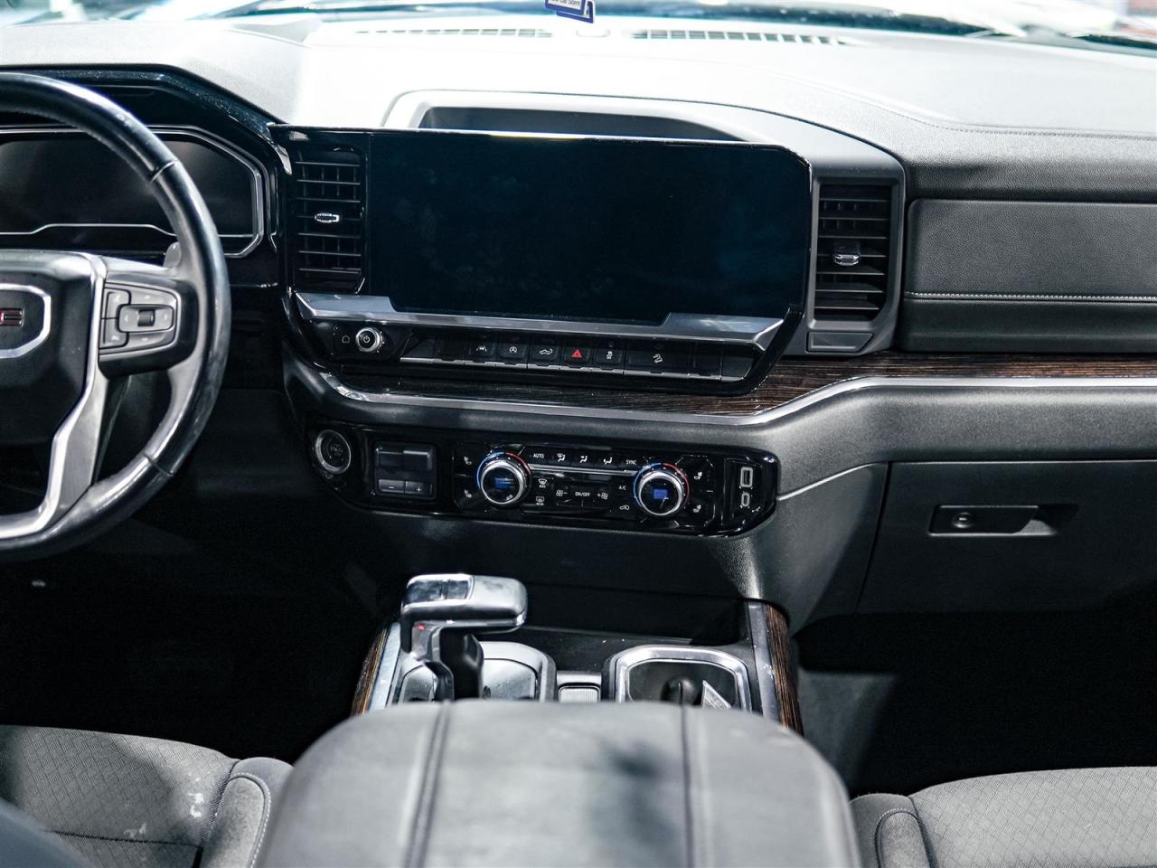 2024 GMC Sierra 1500 ELEVATION CREW CAB 4WD | X31 PKG | 5.3 V8 Photo