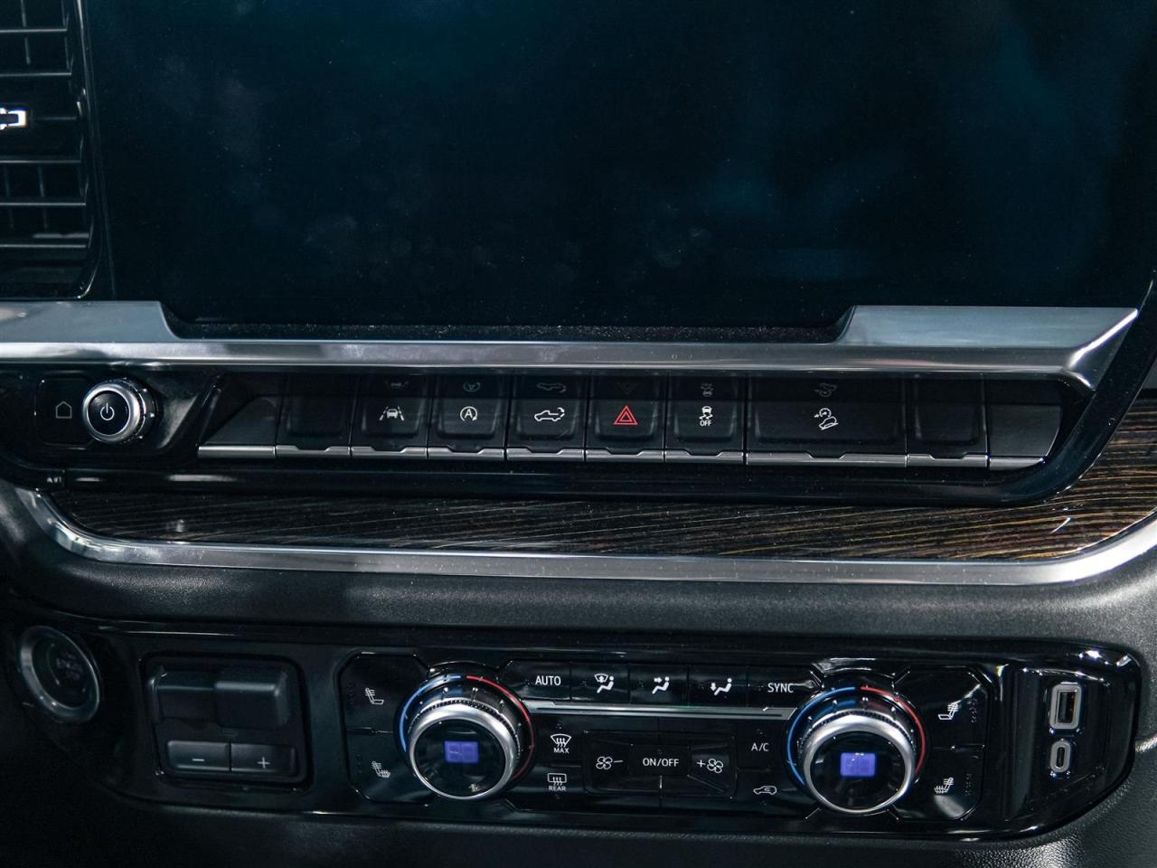 2024 GMC Sierra 1500 ELEVATION CREW CAB 4WD | X31 PKG | 5.3 V8 Photo