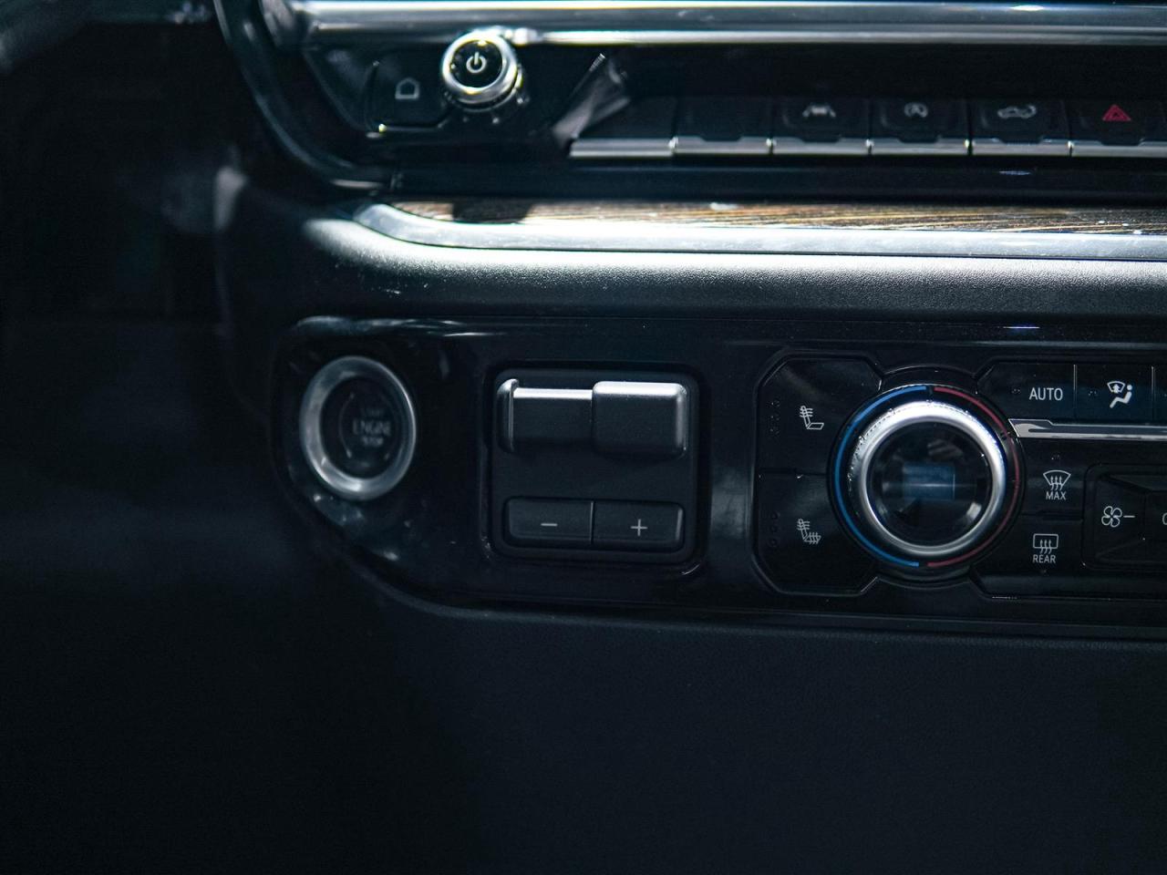 2023 GMC Sierra 1500 SLE CREW CAB 4WD | 5.3 V8 | X31 PKG Photo