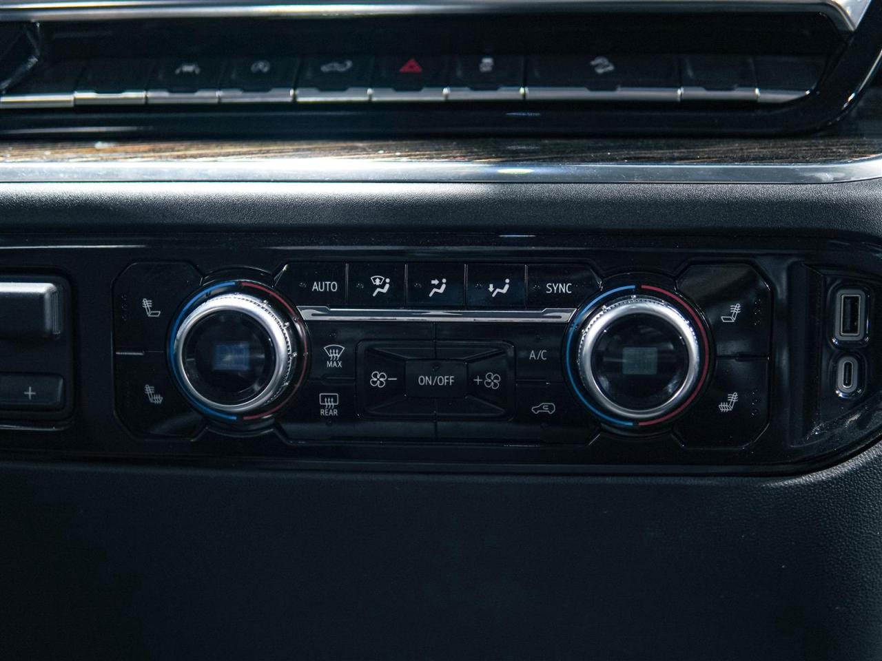 2023 GMC Sierra 1500 SLE CREW CAB 4WD | 5.3 V8 | X31 PKG Photo