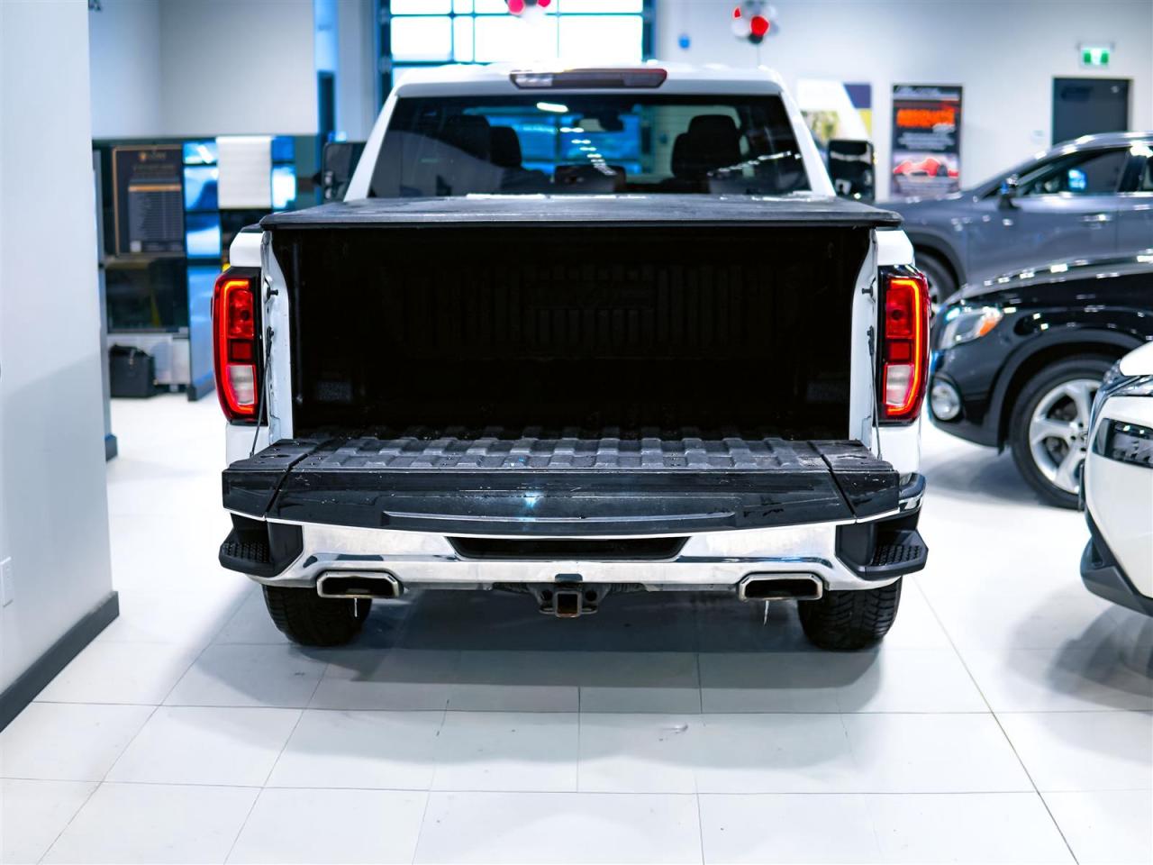 2023 GMC Sierra 1500 SLE CREW CAB 4WD | 5.3 V8 | X31 PKG Photo