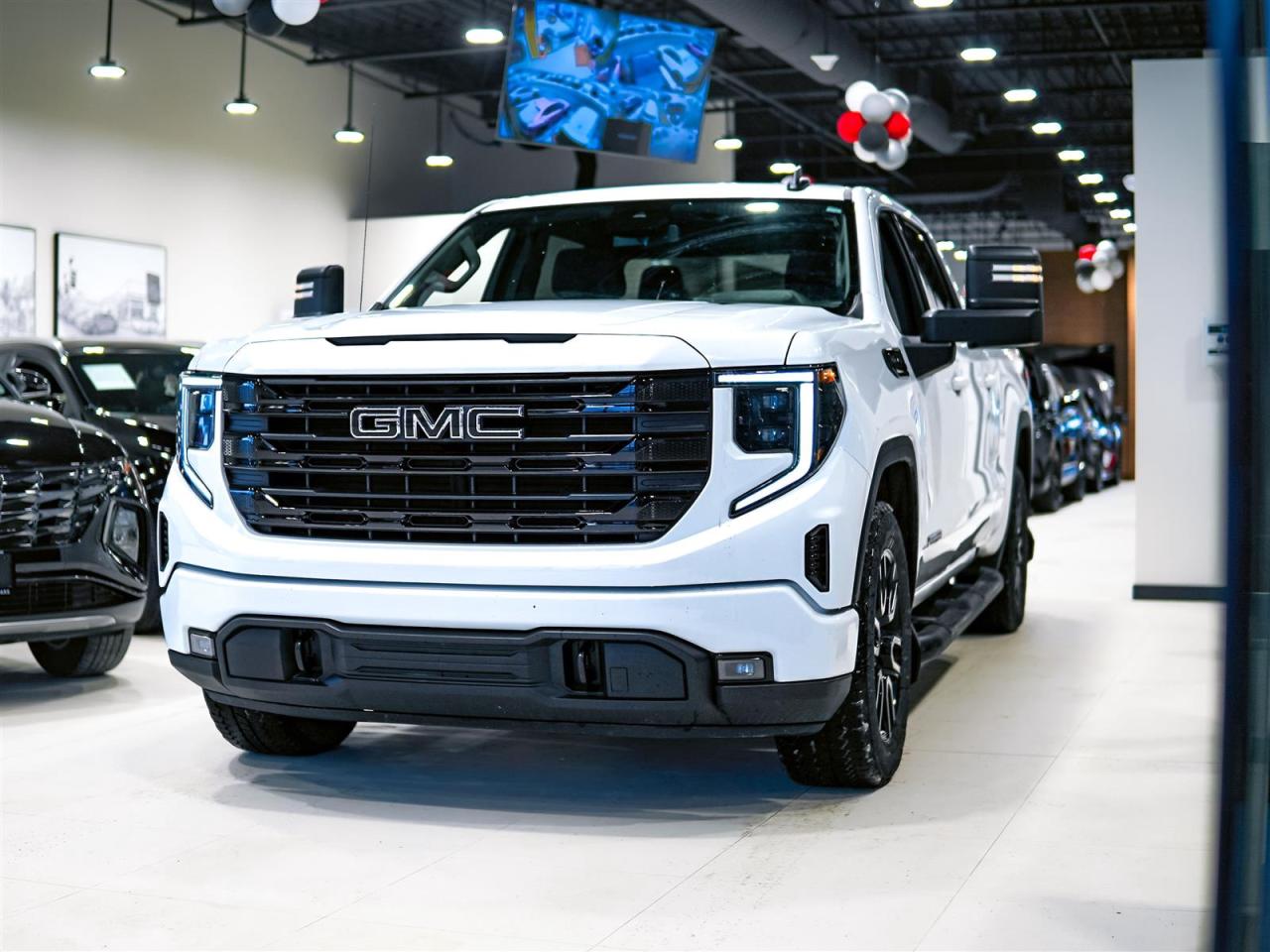2023 GMC Sierra 1500 ELEVATION | X31 PKG | 5.3 V8 | 4WD Photo