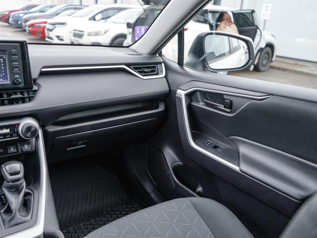 2022 Toyota RAV4 LE AWD | NO ACCIDENTS | BLIND SPOT | APP CONNECT Photo