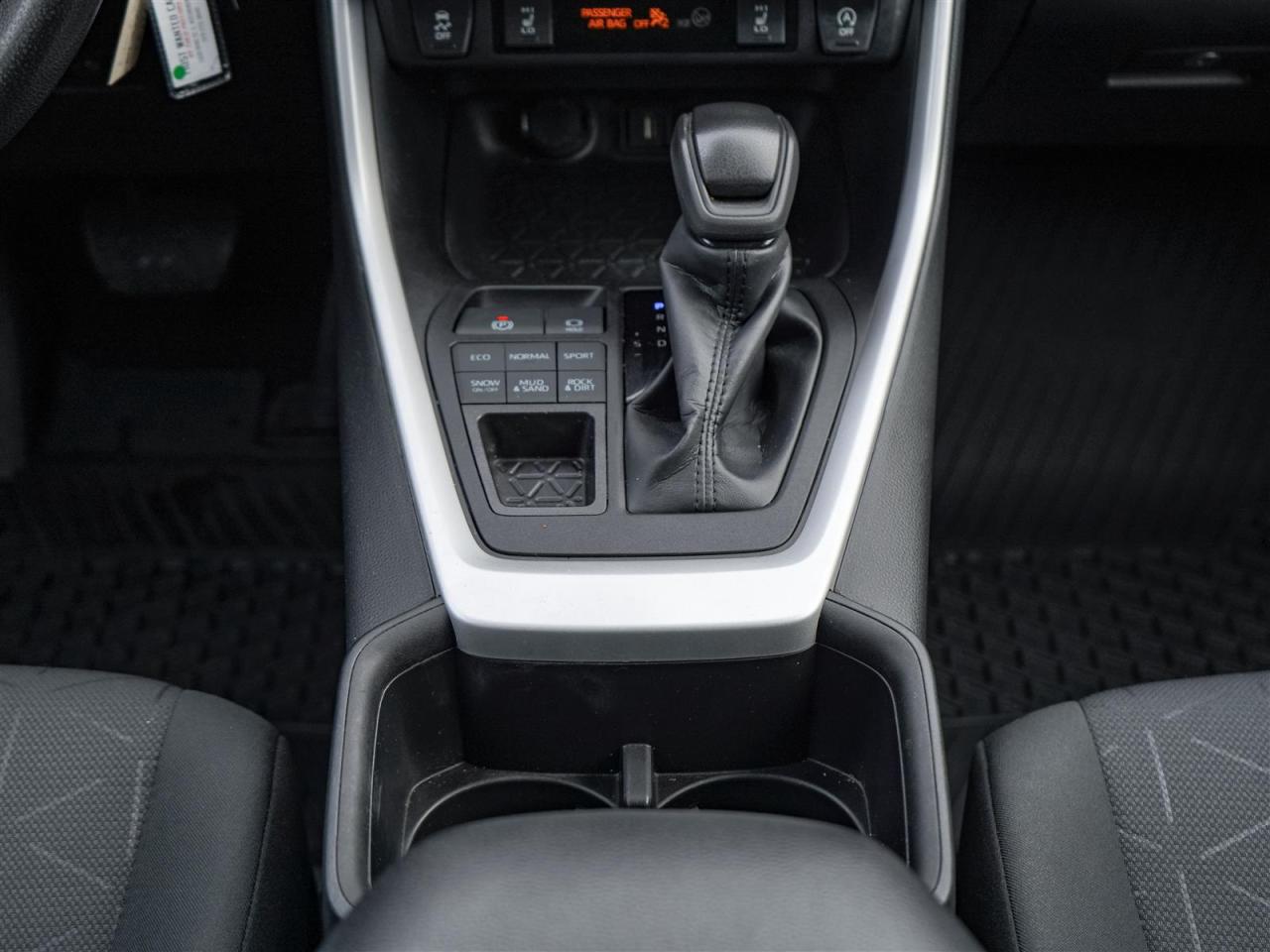 2022 Toyota RAV4 LE AWD | NO ACCIDENTS | BLIND SPOT | APP CONNECT Photo