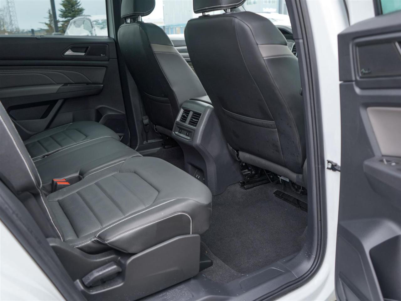 2023 Volkswagen Atlas Cross Sport EXECLINE | AWD | R-LINE | V6 | NO ACCIDENTS Photo