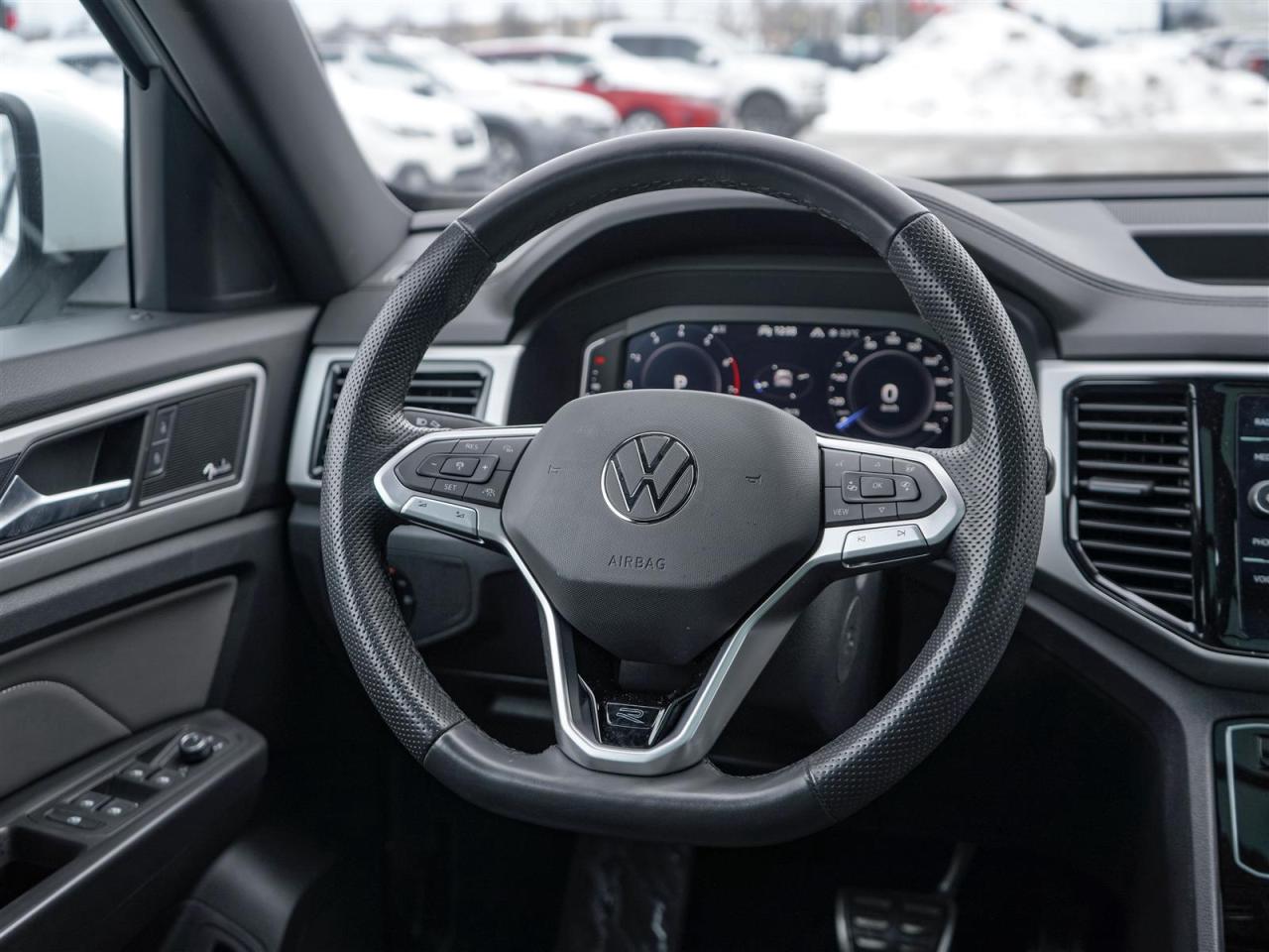 2023 Volkswagen Atlas Cross Sport EXECLINE | AWD | R-LINE | V6 | NO ACCIDENTS Photo