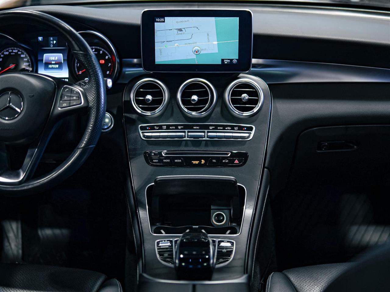 2019 Mercedes-Benz GLC GLC 300 | AWD | AMG PKG | NO ACCIDENTS Photo