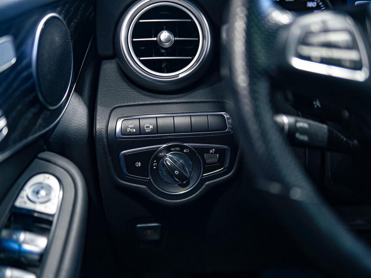 2019 Mercedes-Benz GLC GLC 300 | AWD | AMG PKG | NO ACCIDENTS Photo