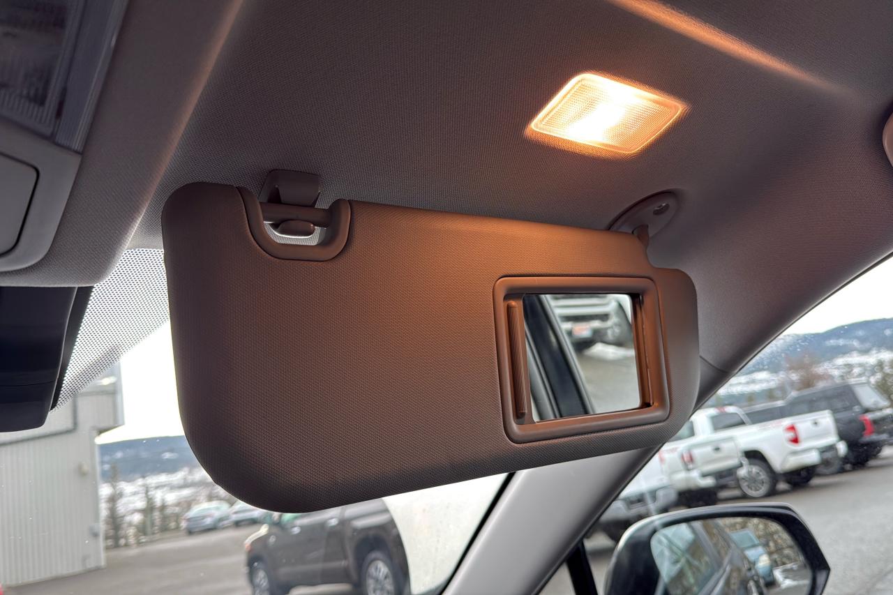 2019 Toyota RAV4 Hybrid LE Photo