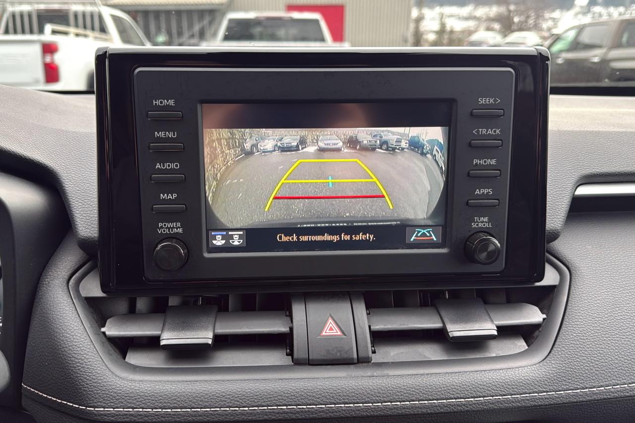 2019 Toyota RAV4 Hybrid LE Photo