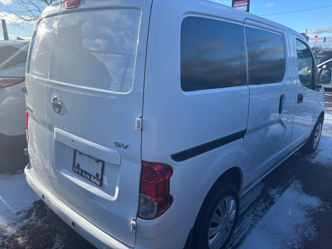 2016 Nissan NV200 SV, Cargo Van, Navigation, Has Divider.
